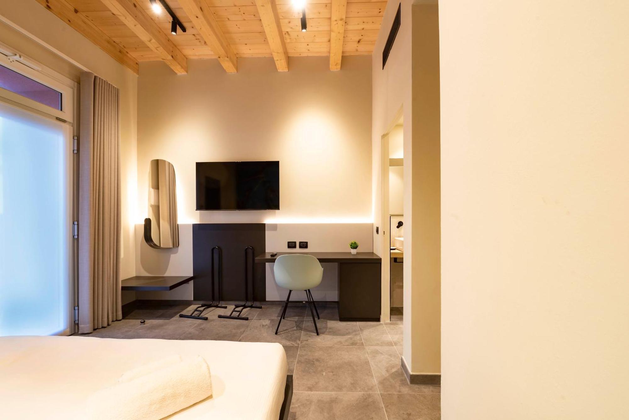 Italianflat - Verona'S River, Free Parking For Car & Bike, Nature, Relax Bagian luar foto