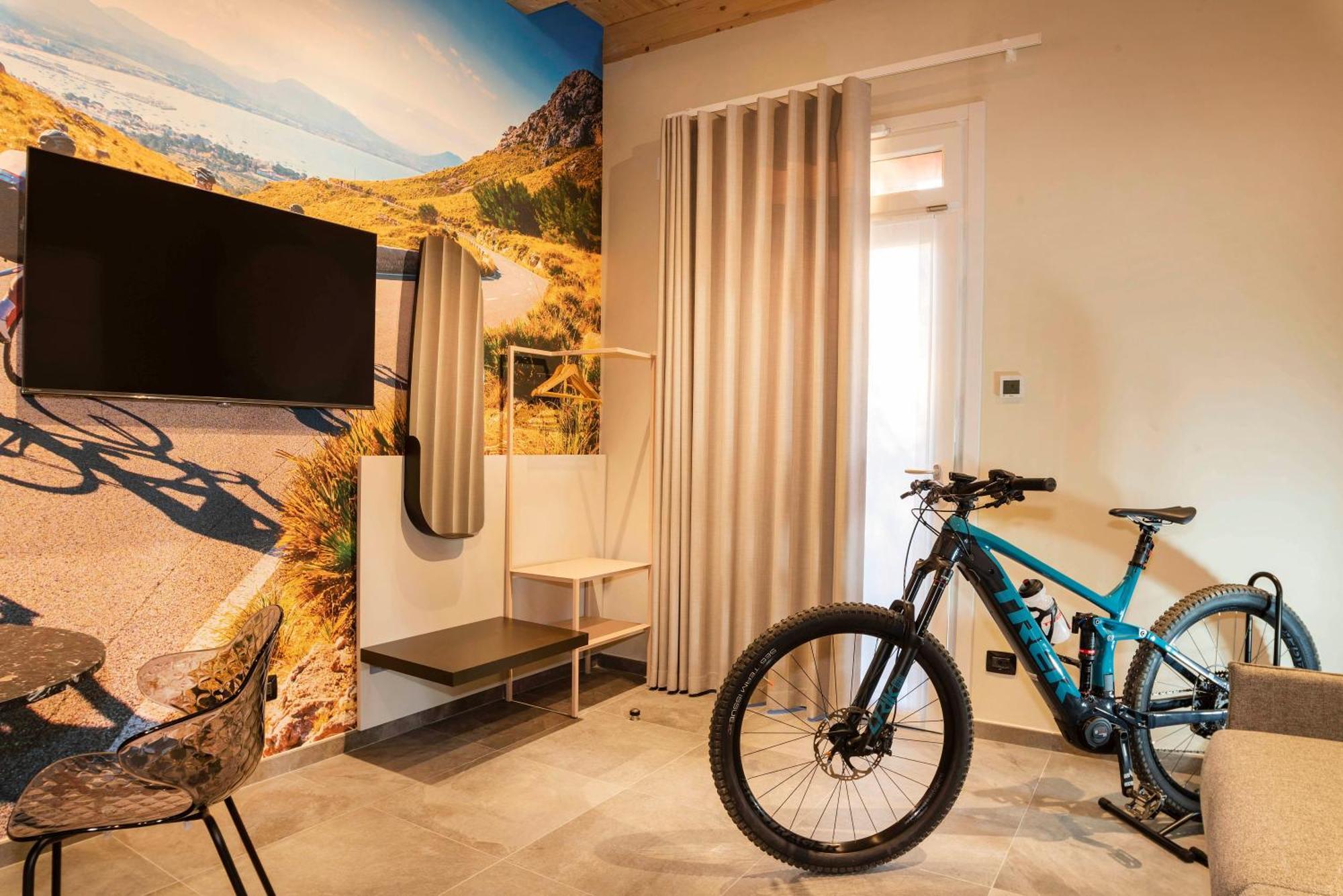 Italianflat - Verona'S River, Free Parking For Car & Bike, Nature, Relax Bagian luar foto