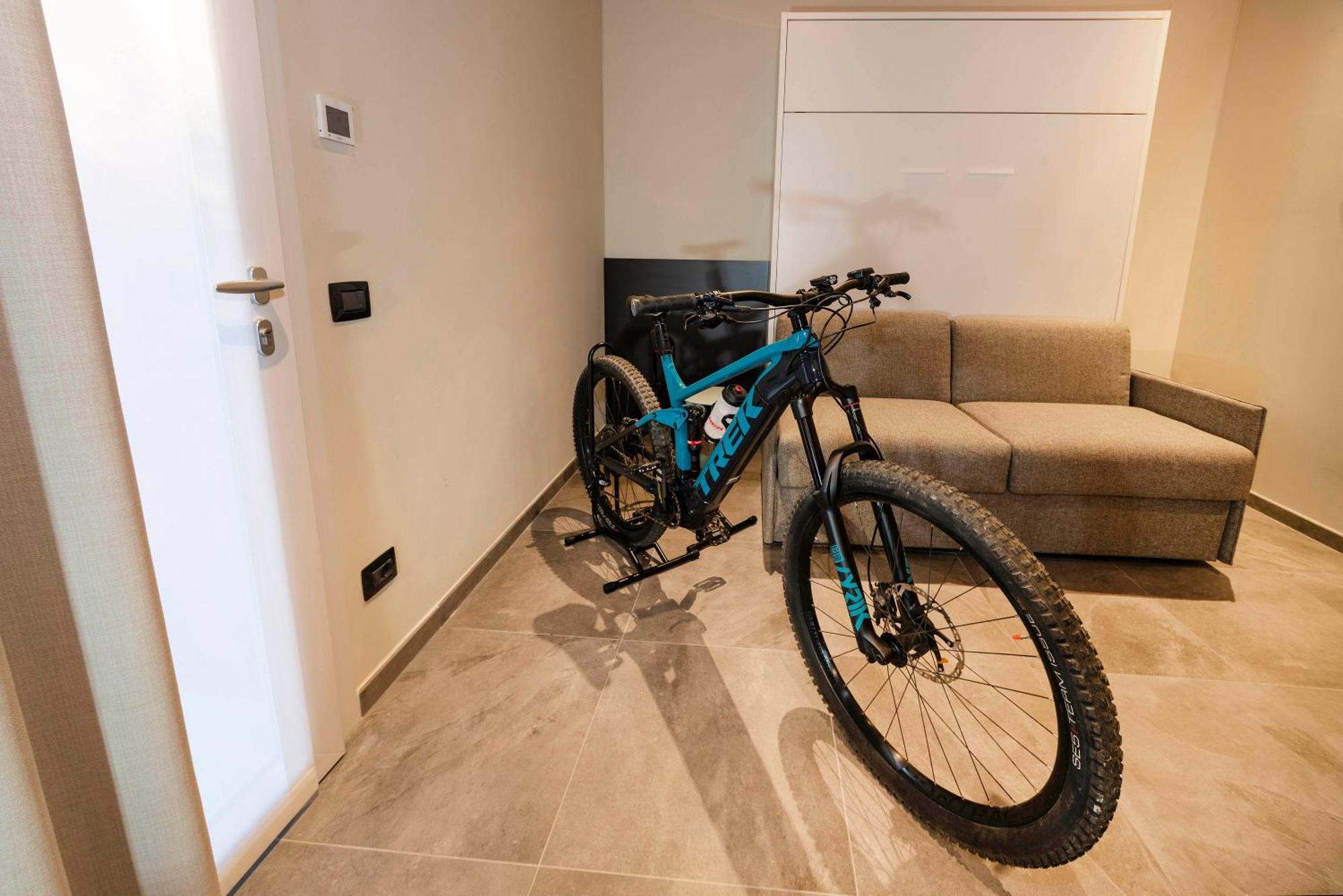 Italianflat - Verona'S River, Free Parking For Car & Bike, Nature, Relax Bagian luar foto