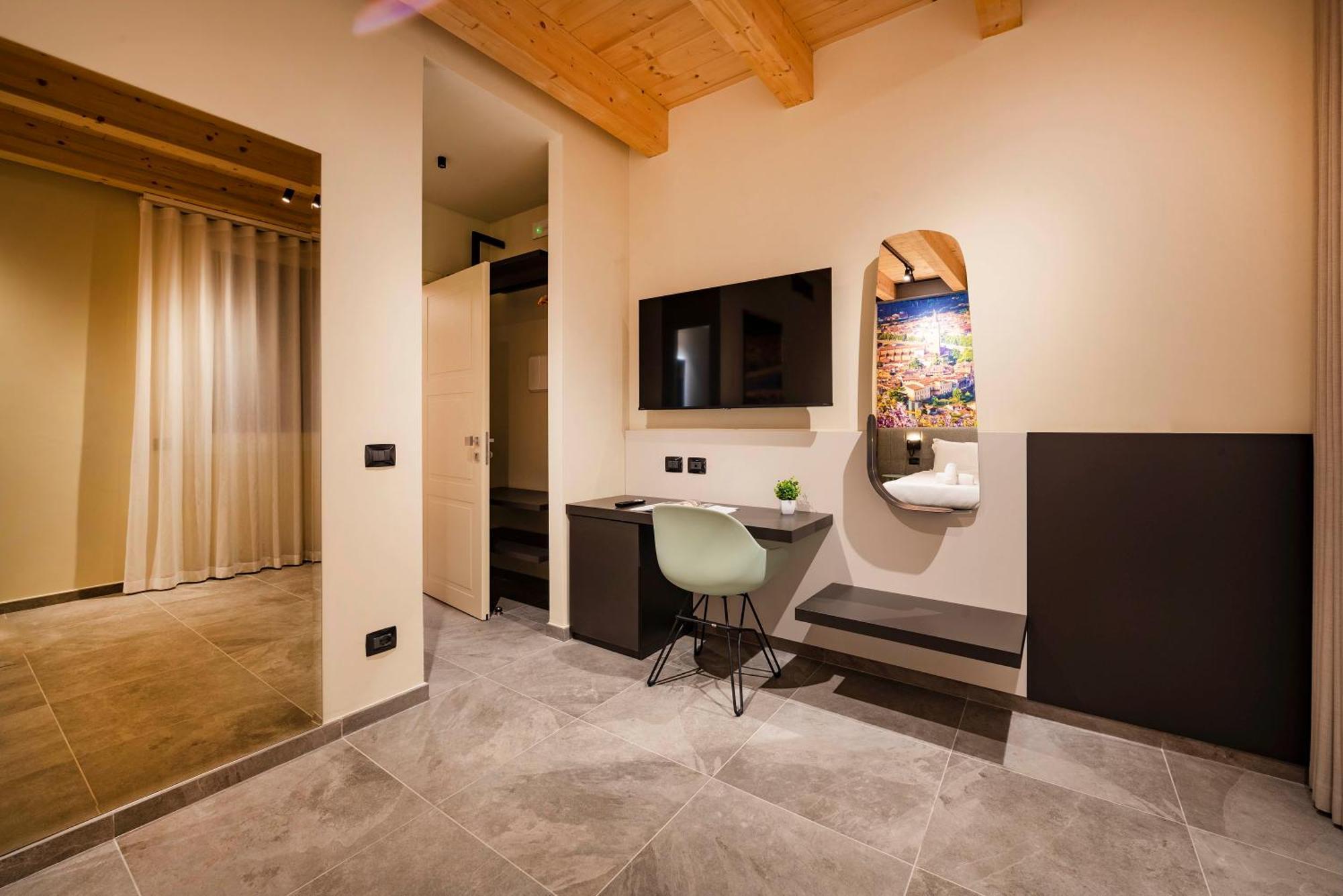 Italianflat - Verona'S River, Free Parking For Car & Bike, Nature, Relax Bagian luar foto