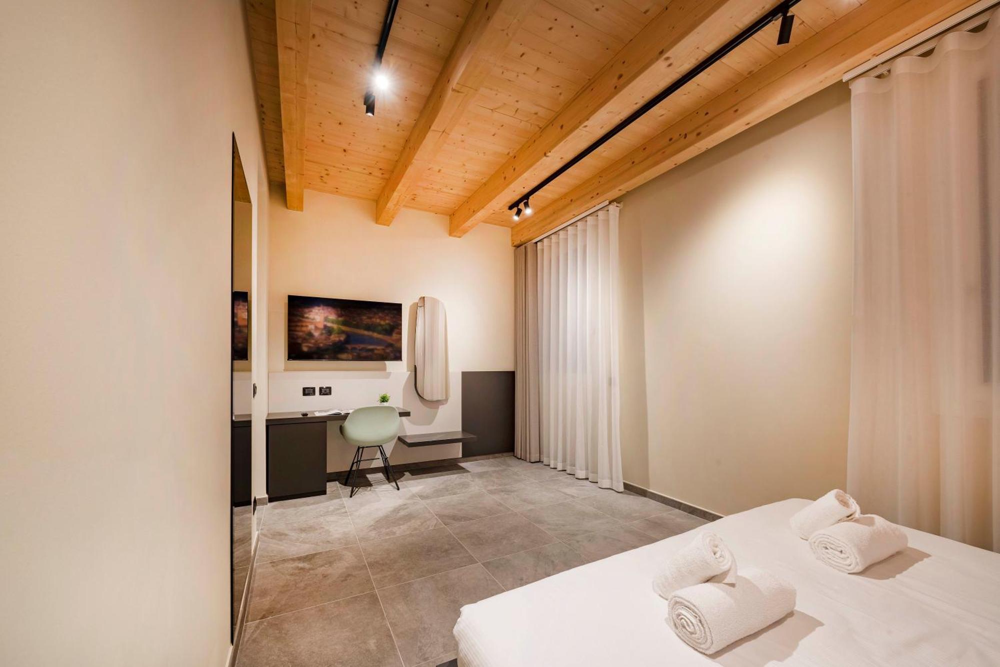 Italianflat - Verona'S River, Free Parking For Car & Bike, Nature, Relax Bagian luar foto