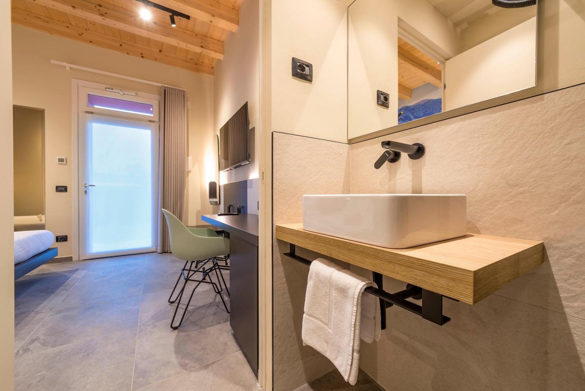 Italianflat - Verona'S River, Free Parking For Car & Bike, Nature, Relax Bagian luar foto